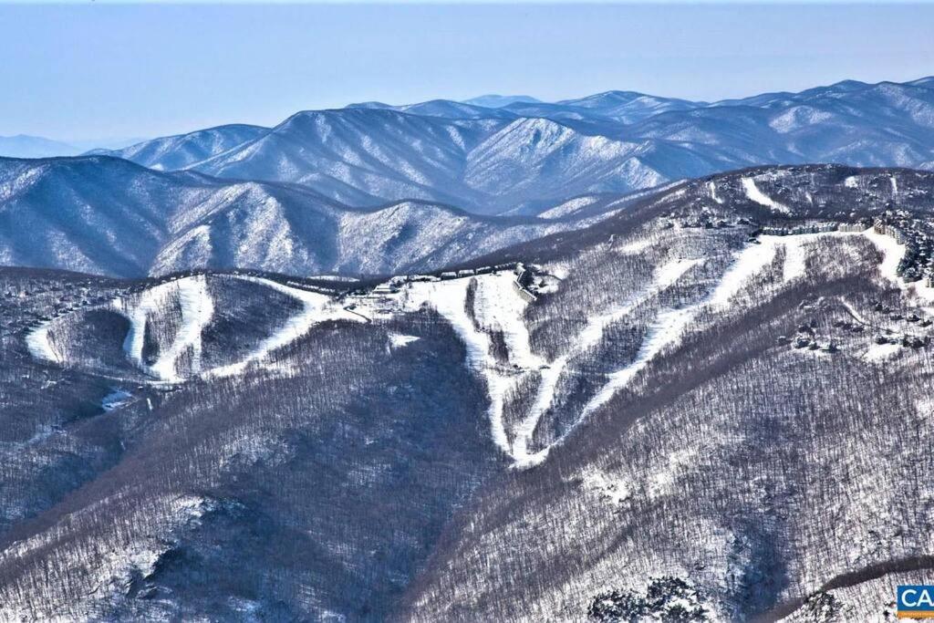 Bluebird Mountain Home Mount Torry Furnace ภายนอก รูปภาพ