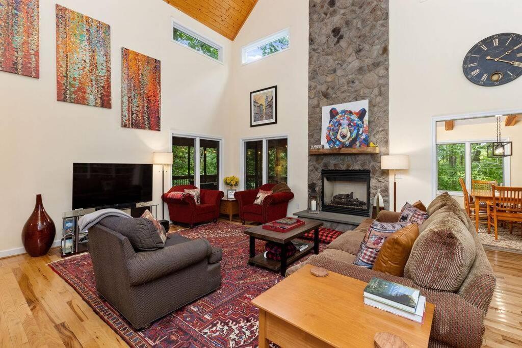 Bluebird Mountain Home Mount Torry Furnace ภายนอก รูปภาพ